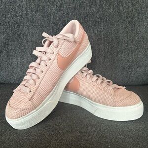 Women’s Nike Shoes